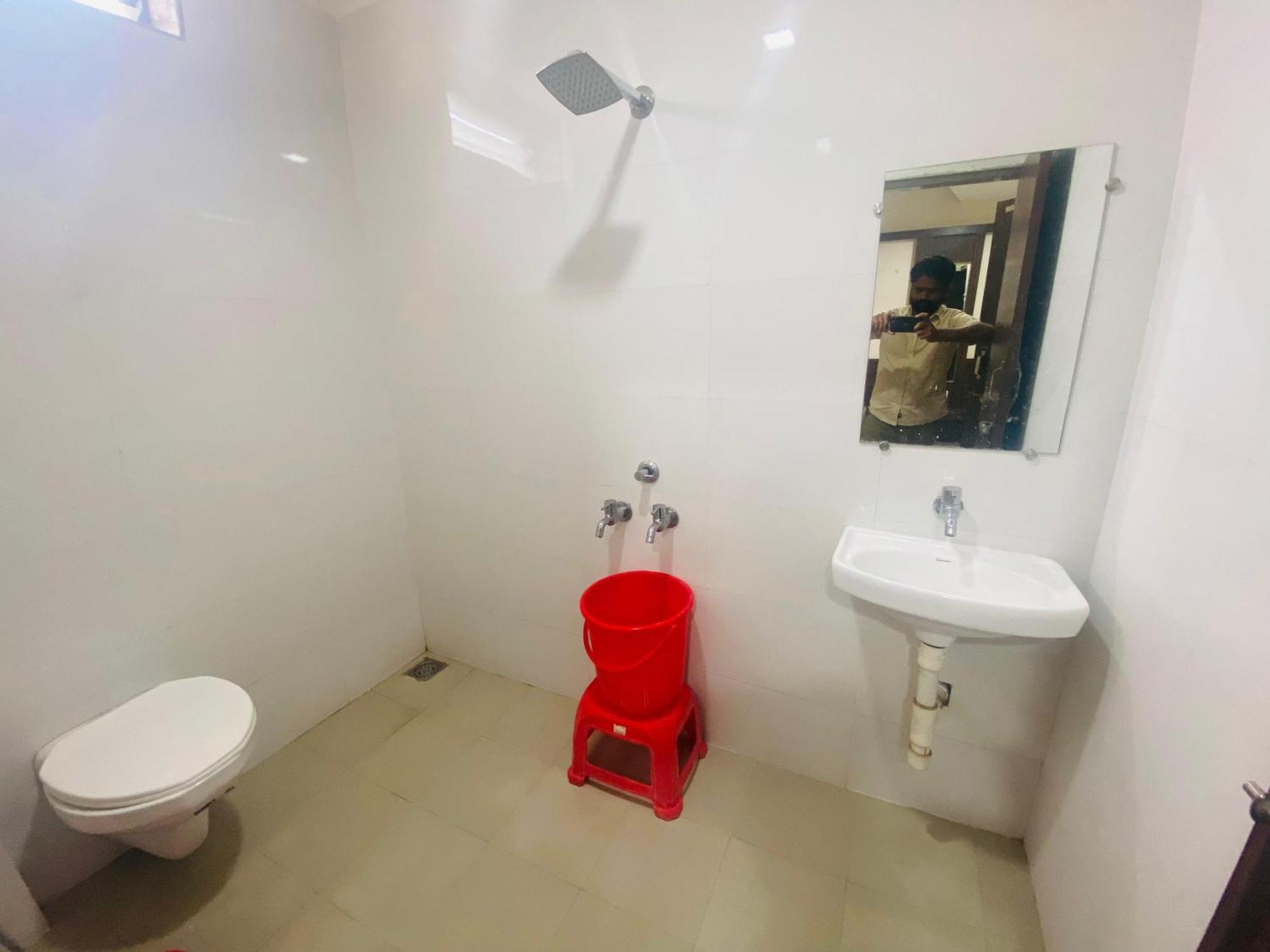 Hotel Sai Bhawani Sirdi Kültér fotó